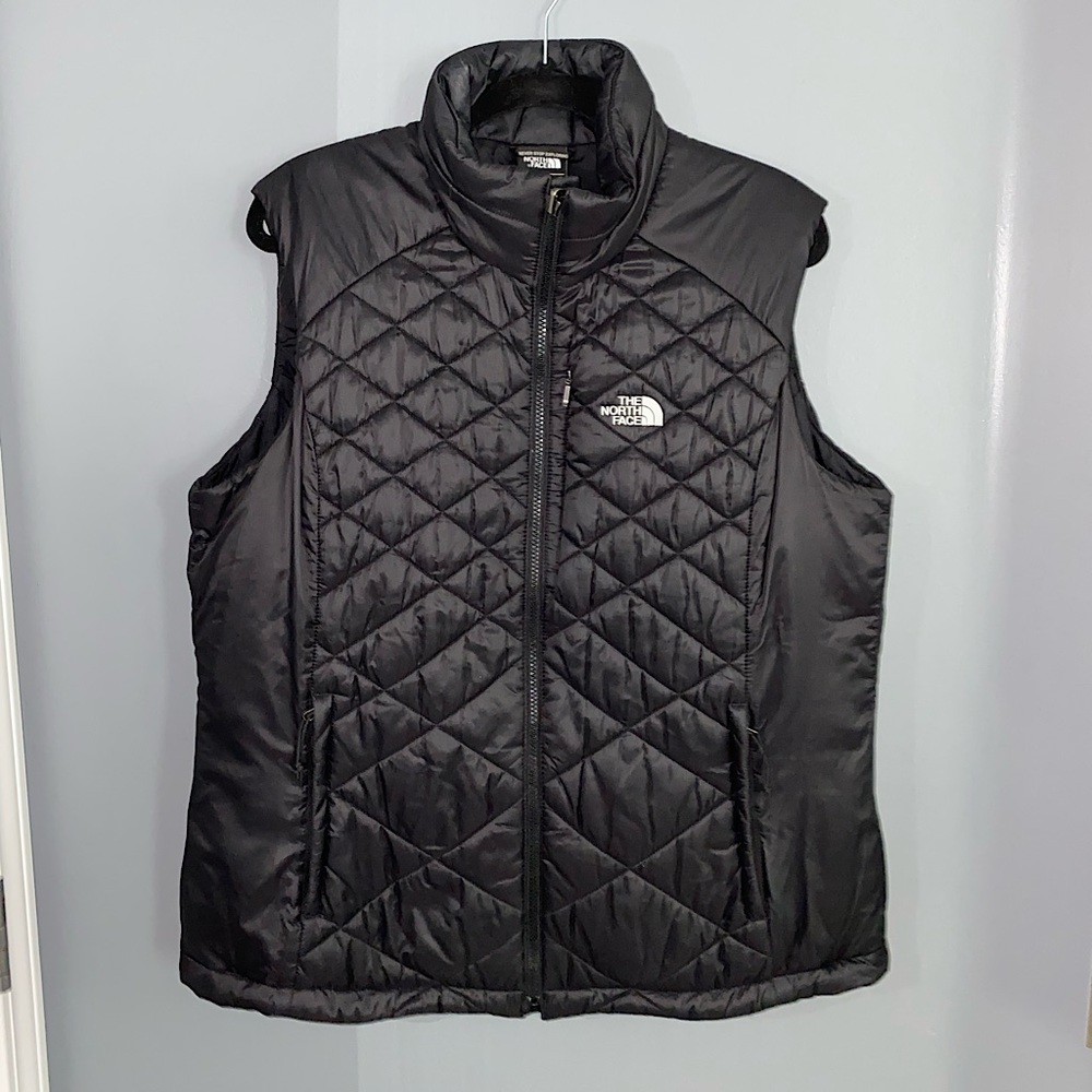 The North Face Black Vest. Women’s size XL.